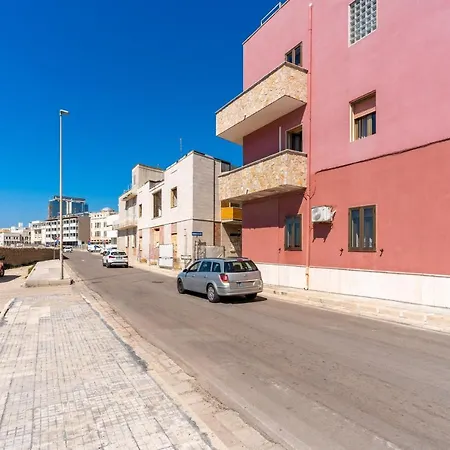 Attico Sul Mare Apartment *